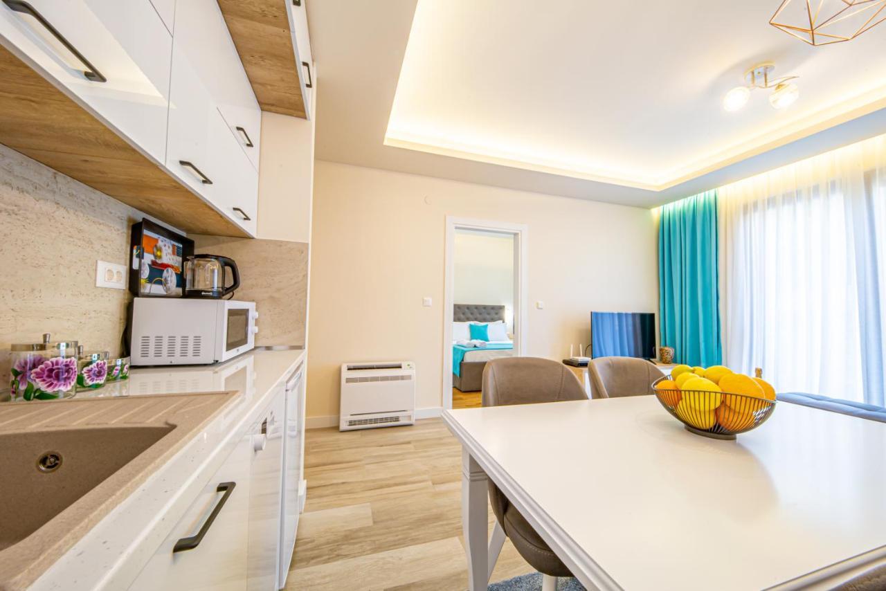 Mar Azul Apartments Petrovac Exterior photo
