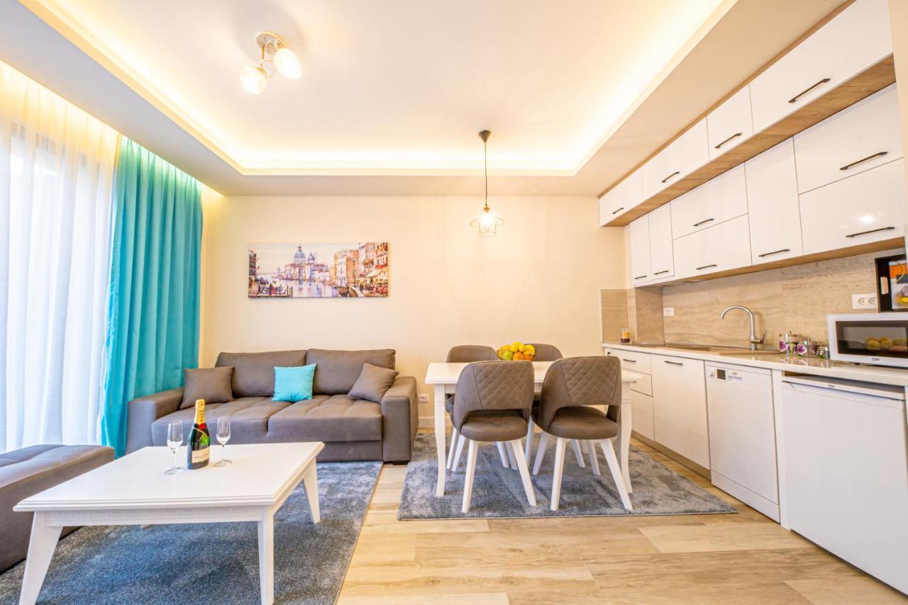 Mar Azul Apartments Petrovac Exterior photo