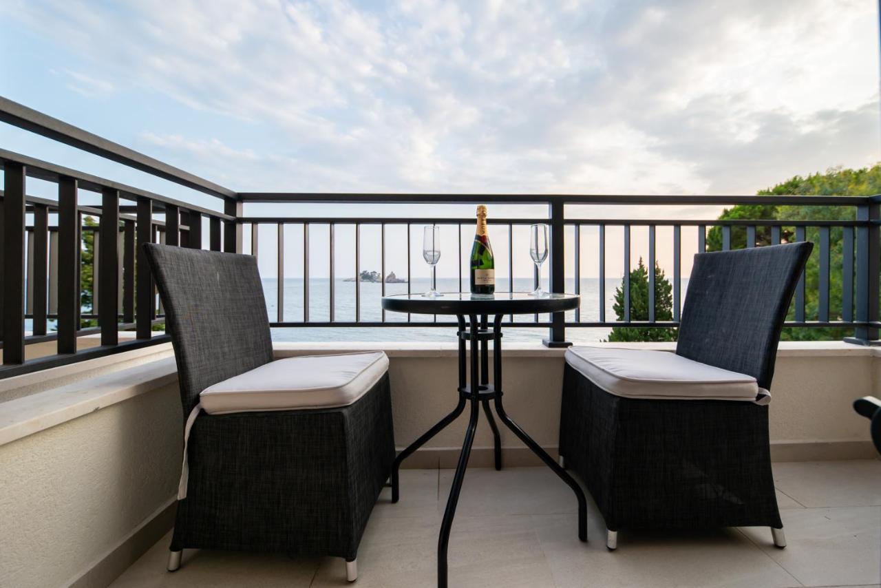 Mar Azul Apartments Petrovac Exterior photo