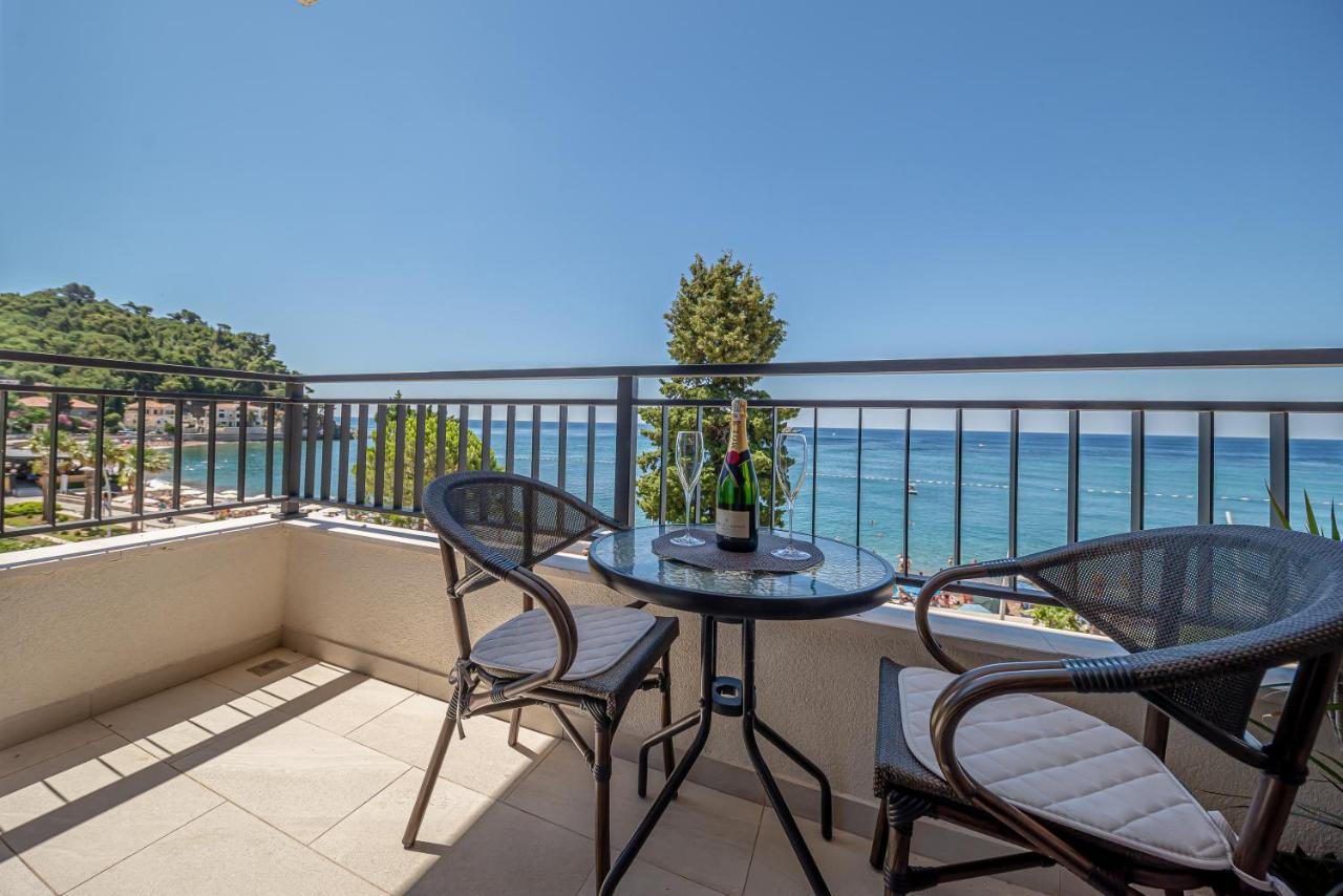 Mar Azul Apartments Petrovac Exterior photo